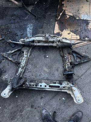 Renault 19 europa motor alt beşik