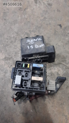 Renault scenic 1.5 dizel sigorta kutusu