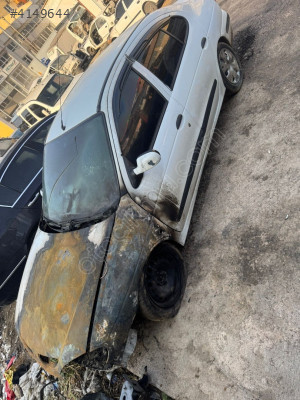 RENAULT MEGANE 1 SOL ÖN KAPI ÇIKMA ORJINAL