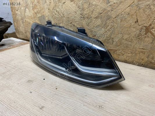 volkswagen polo sağ far cıkma orjinal