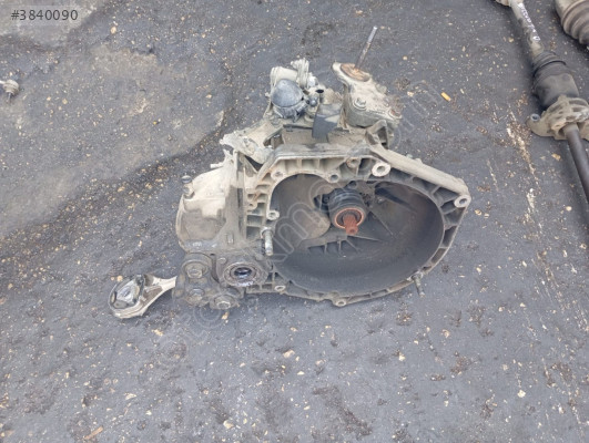 FIAT BRAVO 1.6 DIZEL 6 ILERI KOMPLE SANZIMAN MERT OTO