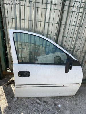 OPEL CORSA B / COMBO B SAĞ ÖN KAPI ( DOLU )