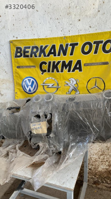 Dacia Logan göğüslük orijinal 50 TL