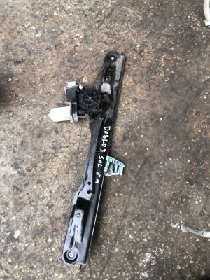 FİAT DOBLO 3 SOL ÖN CAM KİRKOSU