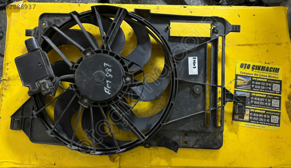 FOCUS 3 KOMPLE FAN 1.6 8240588