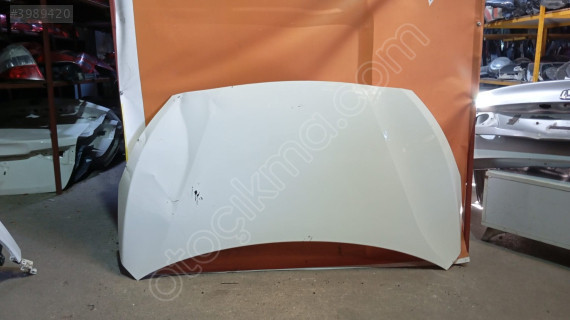 hyundai i20 kaput