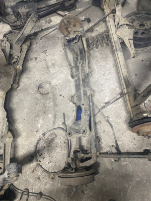 Hyunda Elentra Arka alt Dingil 1996 çıkma