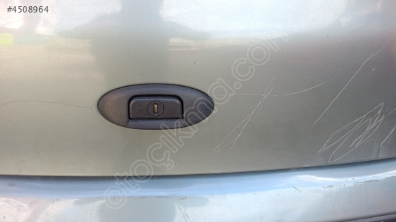 renault megane 1 bagaj kilidi