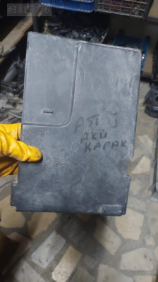 Çıkma Opel Astra J Akü Kapağı