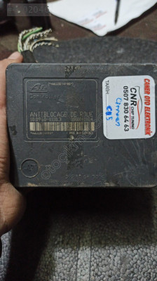 00000419D4 CİTROEN C5 ABS BEYNİ