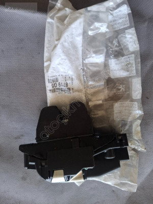 Citreon Peugeot 207 C5 C4 bagaj kilidi 8719 G5