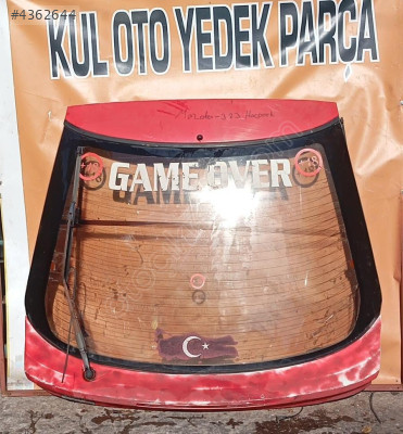 mazda 323 bagaj kapağı