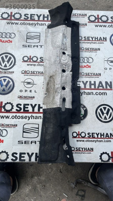 3G0863993F Volkswagen Passat b8.5 ön cam eleği sacı keçesi