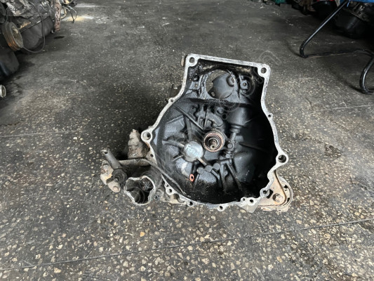 MAZDA 121 MANUEL ŞANZUMAN