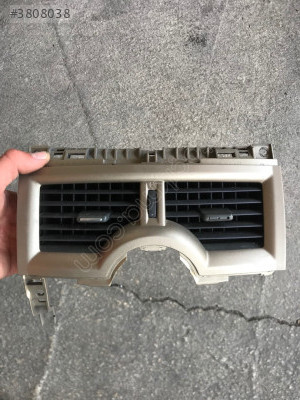 Renault Megan 2 Orta Havalandırma Izgarası
