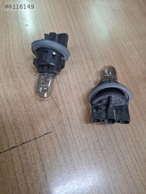 Opel astra gündüz far ampul duyu 13377773