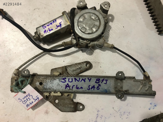 Nissan B13 Sunny Sağ Arka Kapı Cam Krikosu
