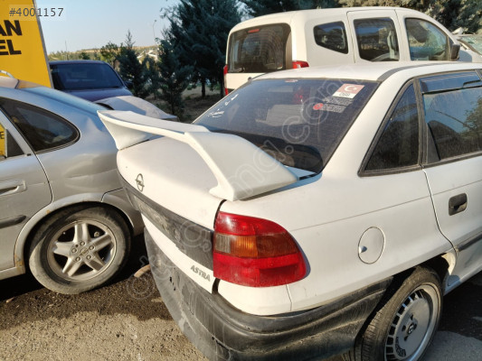 Opel Astra F Sedan Çıkma Orjinal Bagaj Kapağı - GM