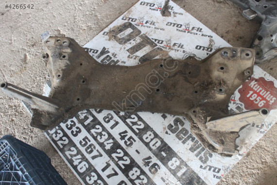 CİTROEN JUMPY 2001 1.0 DİZEL ALT ŞASE TRAVERSİ