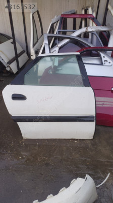 Renault safran arka kapı