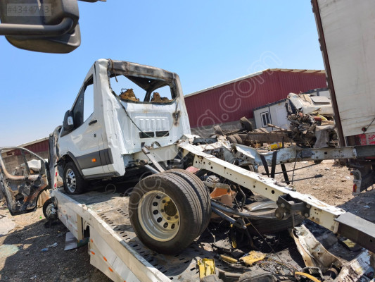 FORD TRANSİT 2018-2024 HURDA BELGELİ ÇİFT TEKER PARÇA SATILIK