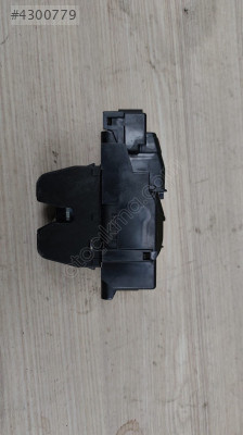 OPEL CORSA F BAGAJ KİLİDİ ÇIKMA ORJİNAL YEDEK PARÇA