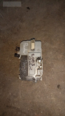 Peugeot partner sağ ön kapı kilidi orta kasa