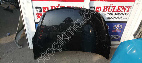 Opel Corsa D motor kaputu orijinal çıkma