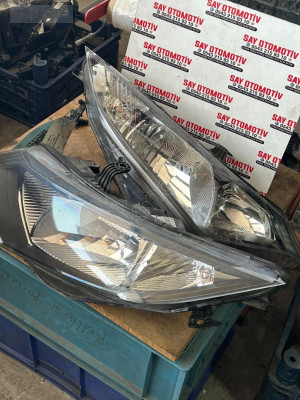 0301277201 0301277202 HONDA CİVİC MK9 SAĞ SOL FAR TAKIMI
