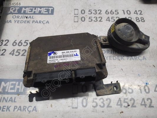 ÇIKMA SKODA OCTAVİA 1.6 AKL MOTOR BEYNİ 06A906019BT
