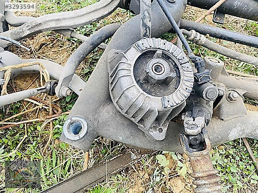 MERCEDES W204-W207-W212 ORJİNAL MOTOR TAKOZU SAĞ-SOL