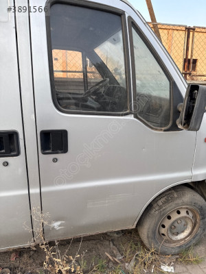 Fiat Ducato sağ ön kapı