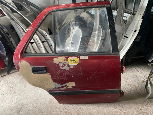 HYUNDAİ SONATA SAĞ ARKA KAPI DOLU 1990-1995 MODEL ORJİNAL