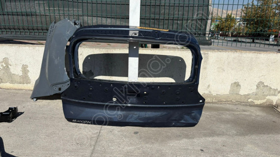 HYUNDAİ BAYON BAGAJ KAPAĞI