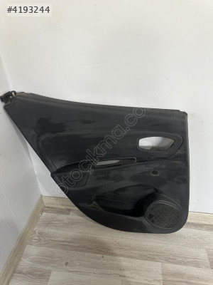 RENAULT CLİO 4 SOL ARKA KAPI DÖŞEMESİ 829A15507R