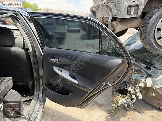 2008 Toyota Corolla Kapı Camı