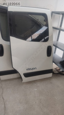 Citroen Nemo İçin Sağ Sürgülü Kapı Çıkma Parçası
