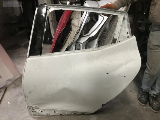 2013 renault clio 4 sol arka kapı