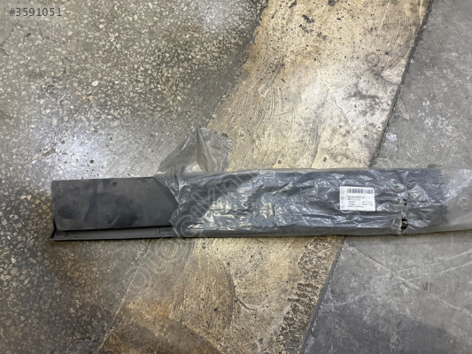 Passat 1998-2005 Kapı ÇITASI Arka Sol 3B0854949B
