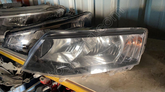 SKODA OCTAVIA İÇİN ÇIKMA SOL FAR - ORİJİNAL