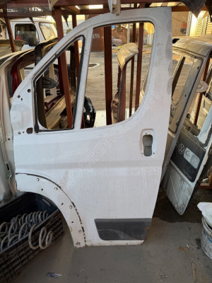 Fiat Ducato sol ön kapı Çıkma Orjinal