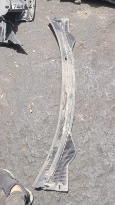 RENAULT LAGUNA 3 ÖN CAM IZGARASI 05366077016