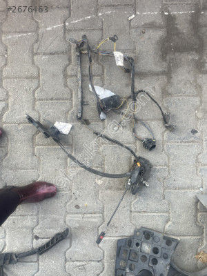 Opel Corsa c sağ ön kapı tesisatı orijinal