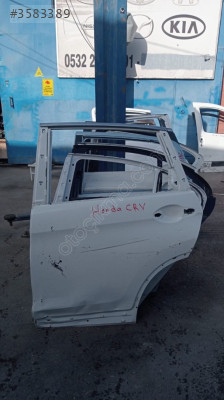 Honda CR-V sol arka kapı çıkma