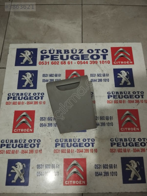 CİTROEN C5 SOL TORPİDO KAPAĞI