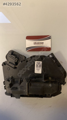 4G0839016E audi a3 sağ arka kapı kilidi