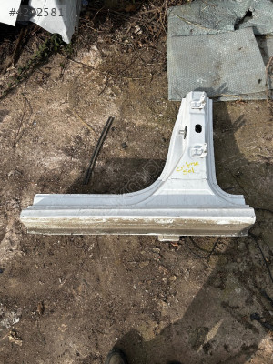 2021 c elysee sol marşpiyel kesme