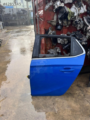 OPEL CORSA F SOL ARKA