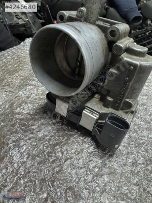 03F133062B VW AUDİ SEAT SKODA GAZ KELEBEĞİ ORİJİNAL ÇIKMA