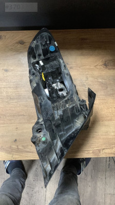 52204121 fiat egea sağ stop kasası